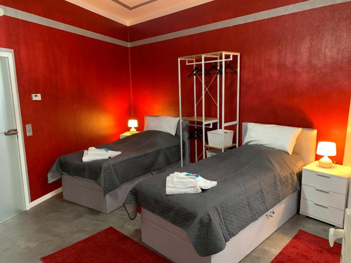 Exklusive Stadtwohnung Am Elbradweg: Best-Preis-Fewo Rathausblick 1 Fuer Max. 3 Pers. Inkl. Wlan, Prime Video & Self Check-In Витенберге Екстериор снимка